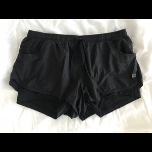 Victoria’s Secret Active Shorts size M